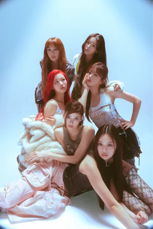 AtHeart 투머로우 매거진 화보